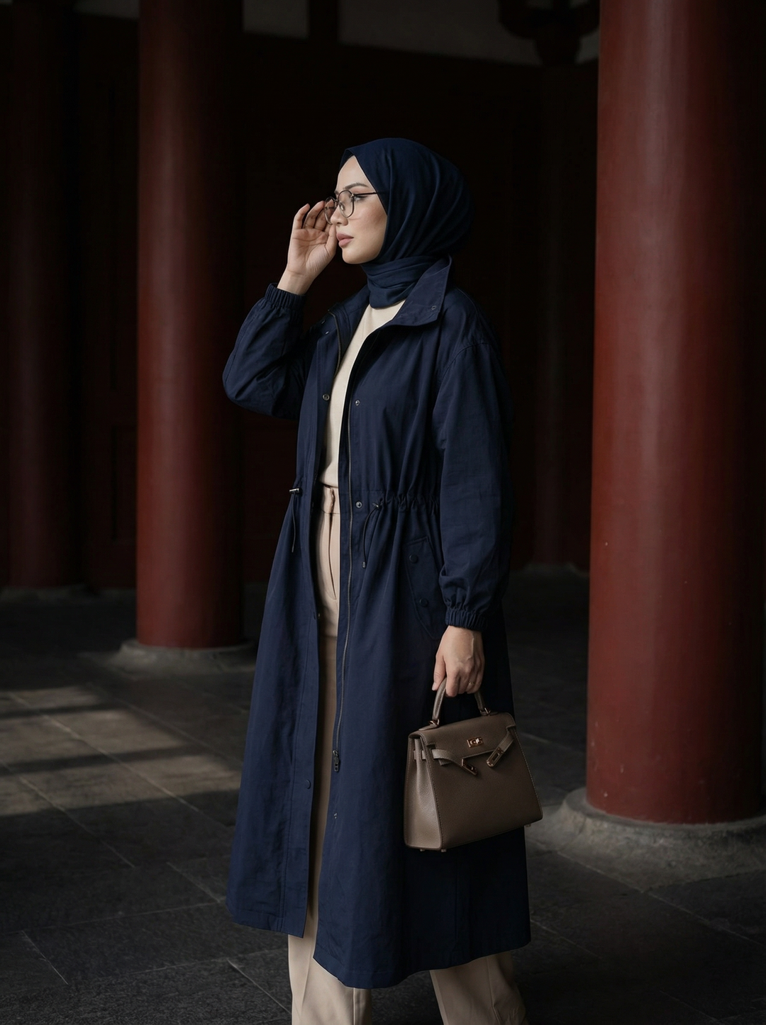 Lacivert Aura Uzun Trençkot – Premium Koleksiyon